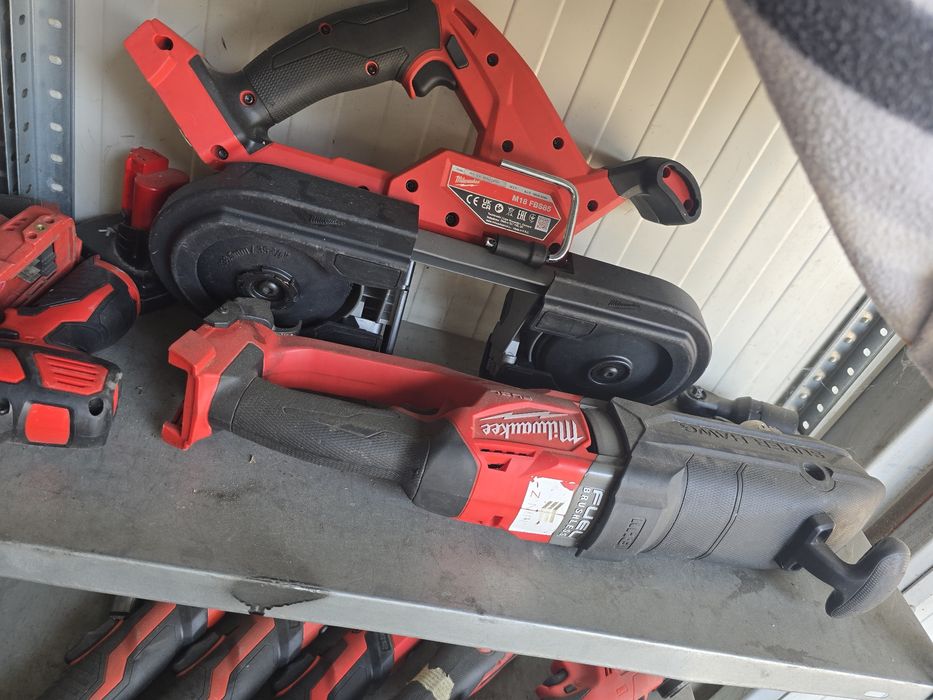 Vand scule milwaukee