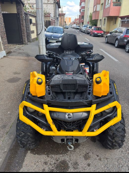 Vand CAN-AM Outlander 1000