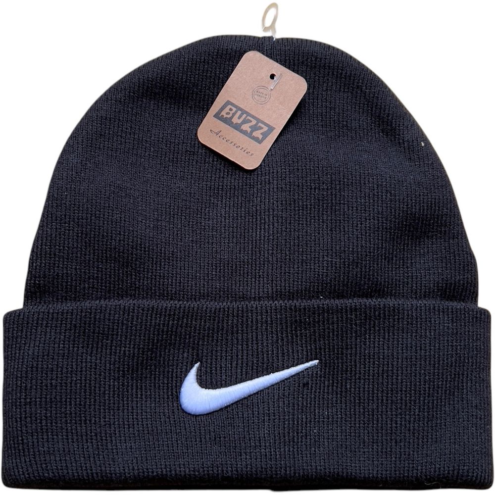Nike  мъжка шапка зимна много топла и стегната с бродирано лого