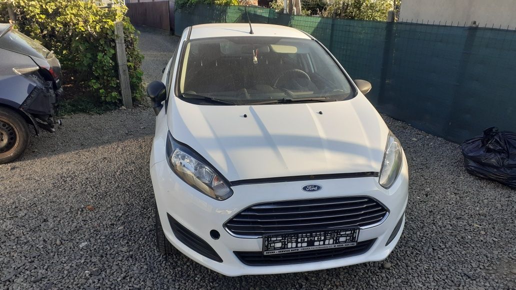 Dezmembrez Piese Ford Fiesta 1.0 din 2013