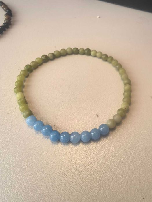 Гривни с кауза за лечение