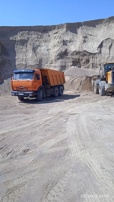 Доставка камаз зил отсев песок сникерс глина щебень и т д
