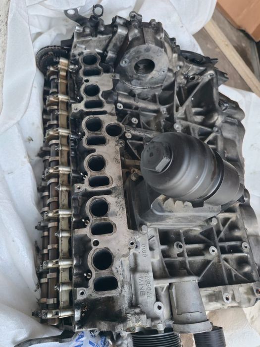 Motor fără anexe BMW N57 D30A
