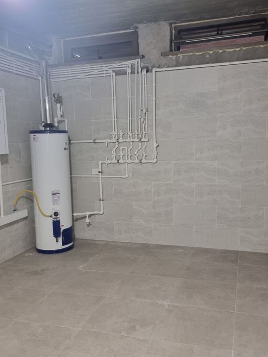 Продаётся 2х этажный дом,1,8 сотки.Улица Алимкент,метро Дустлик,153 шк