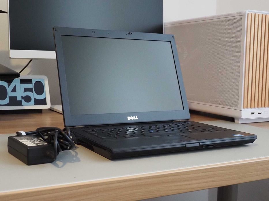 Dell Latitude E6410 i5 M560 Nvidia Quadro NVS 3100M