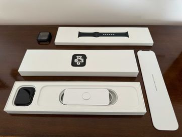 Отличен Apple Watch SE 44mm SG Alu Midnight Sport Band GPS + протектор