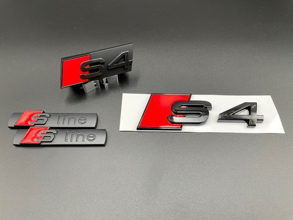 Set embleme Premium Audi S4 Negru / Roșu