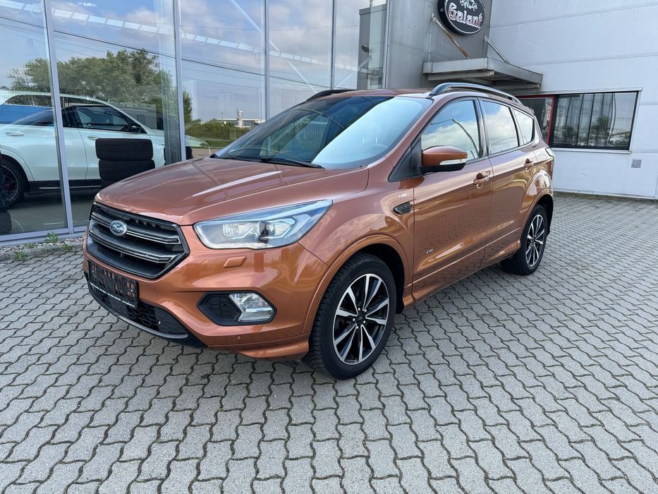 Ford Kuga Ford Kuga 2,0 TDCI ,180 Cp ,4x4 , PowerShift "ST Line ,Panorama
