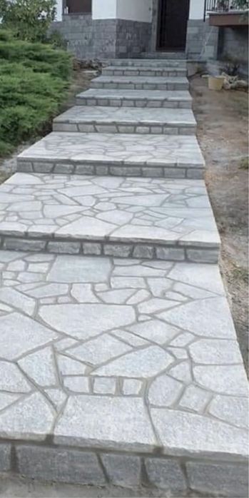 Piatra naturala de munte si montaj in toata tara