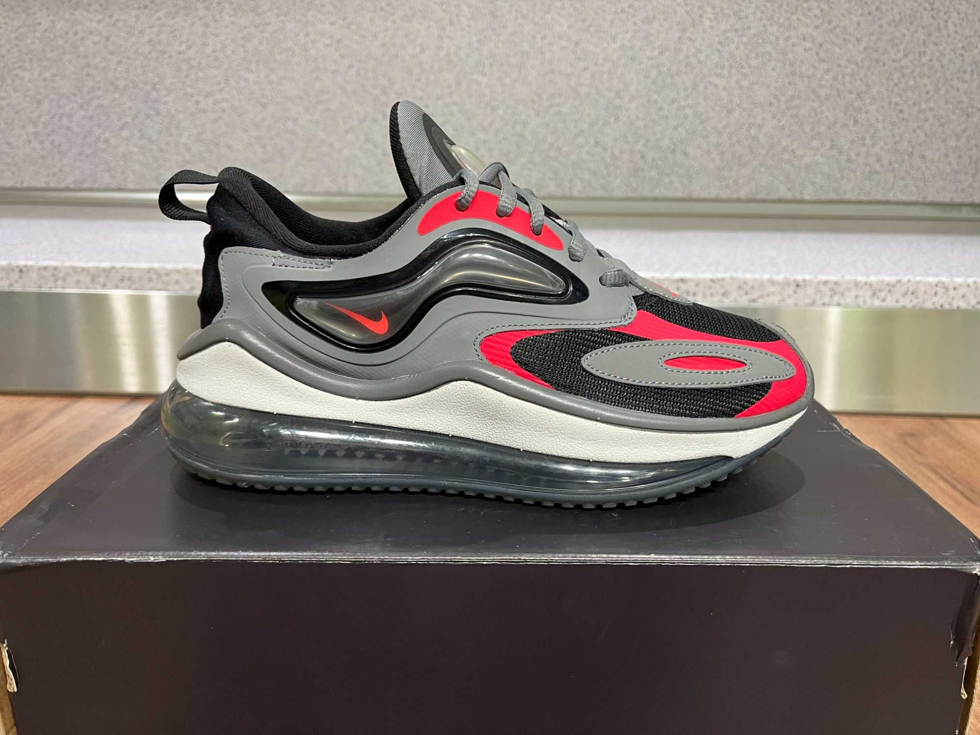 ОРИГИНАЛНИ *** Nike Air Max Zephyr   /Smoke Grey/Siren Red/Black