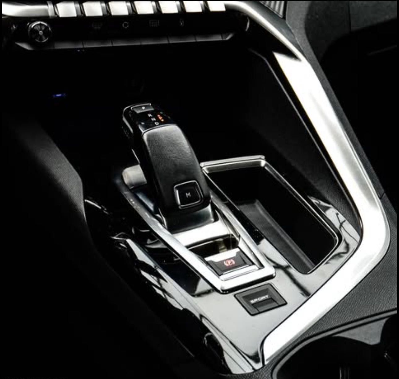 Peugeot 3008,1.5 diesel,130 cp,2019