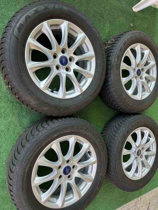 5х108 16 ски оргинални ford 205 55 16 със зимни гуми