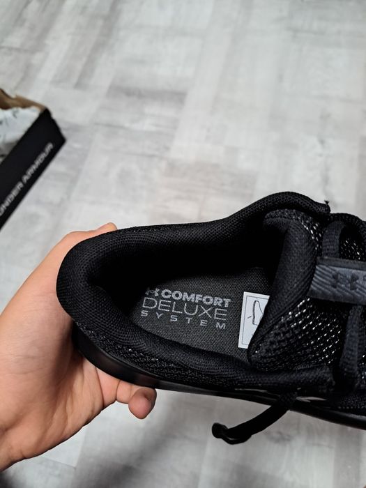 Under Armour Charged Surge 4