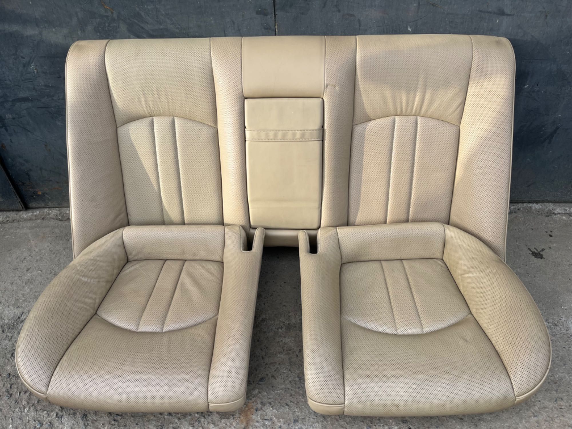 Седалки за cls W219