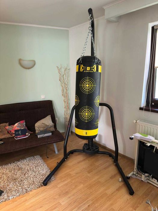 Sac de box + suport DOMYOS, ca noi