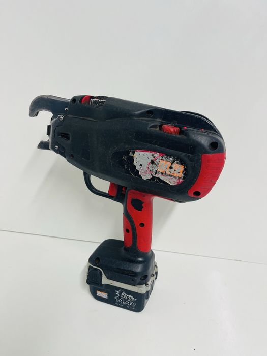 Max RB 398 masina de legat fier beton