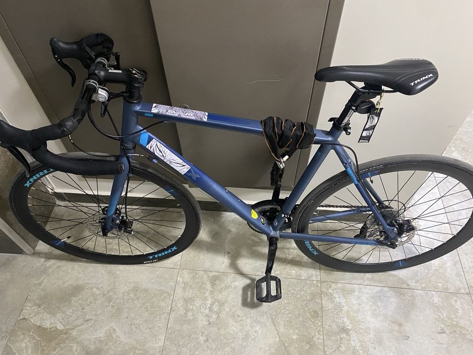 СРОЧНО ПРОДАМ Шоссейник тринкс либо обмен на компьютер