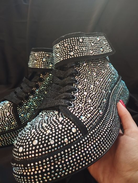 Дамски кецове с камъни