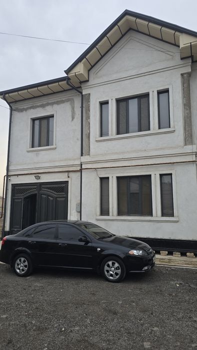 Тошкент тумани Қизғалдоқ маҳалла 2 сотих 5 хона 2х этаж, санузел 3