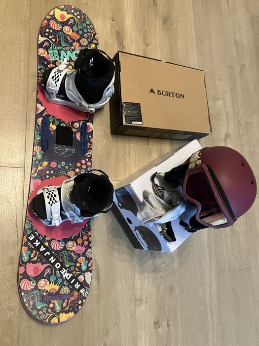 Placa snowboard Burton Chicklet + Boots Burton BOA + Casca + Ochelari