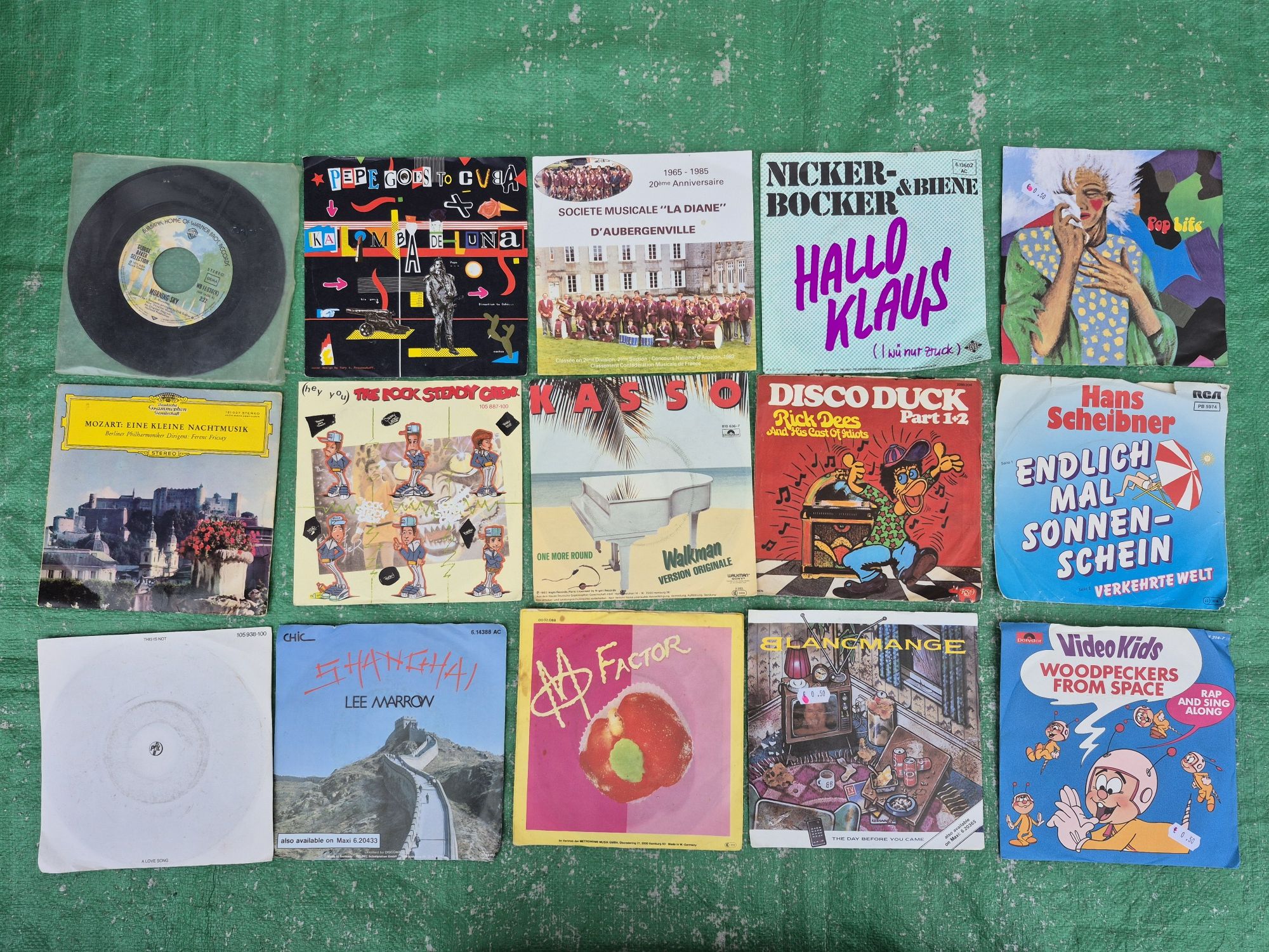 Vând Lot Discuri Vinil colectie 112LP in stare buna cu muzica mixta