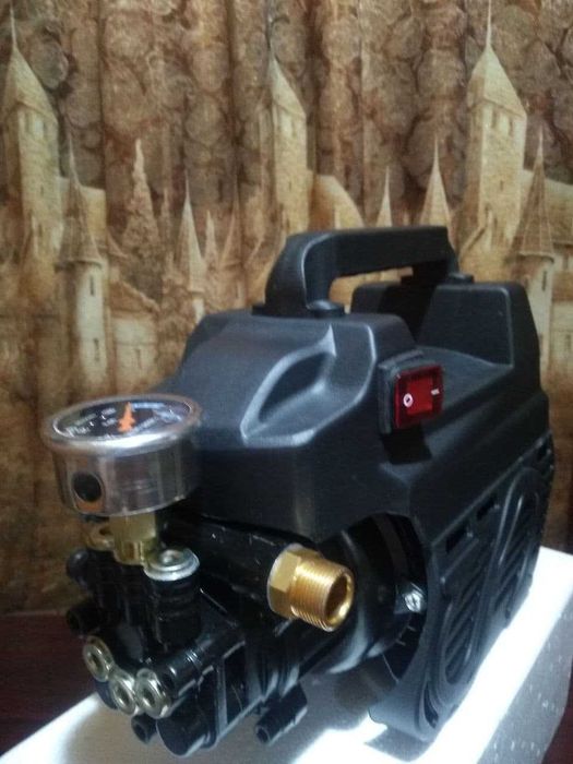 Аппарат высокого давления(авто мойка) Karcher