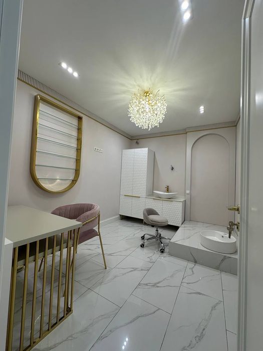 Продается офис Ц1, Black star burger
125м2