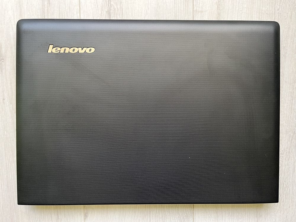 Laptop LENOVO G40-30