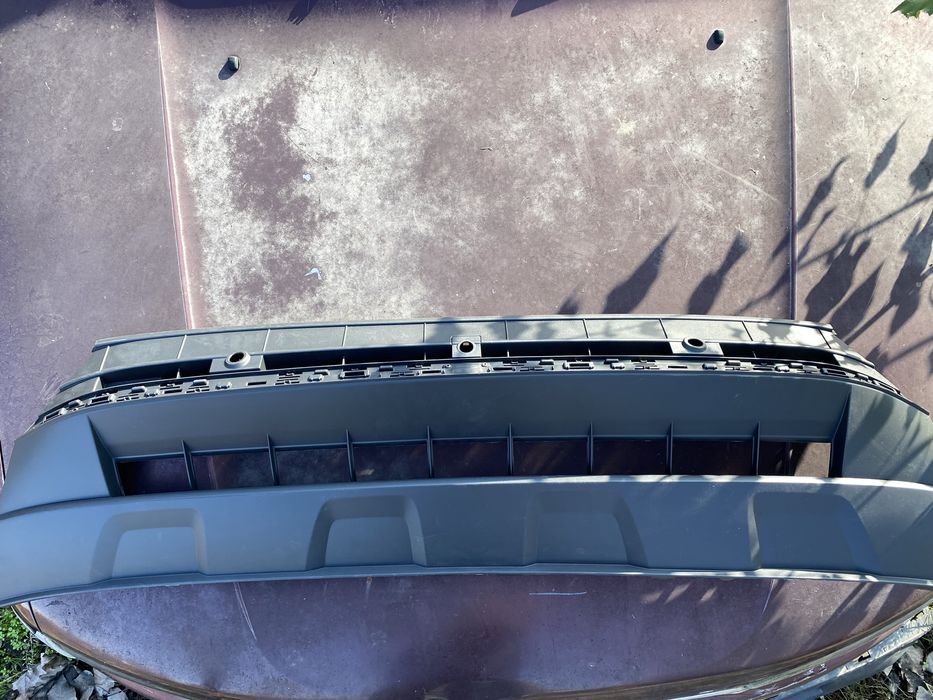 Spoiler VW Touareg 3 2018 - 2022 grila inferioara bara fata