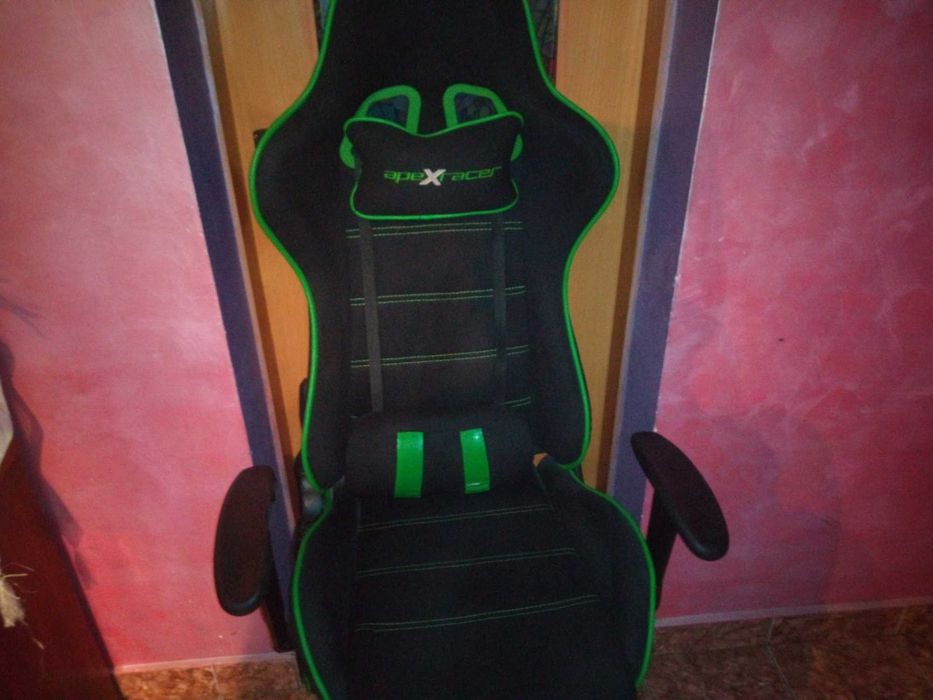 de  vanzare   scaun   geming !!!