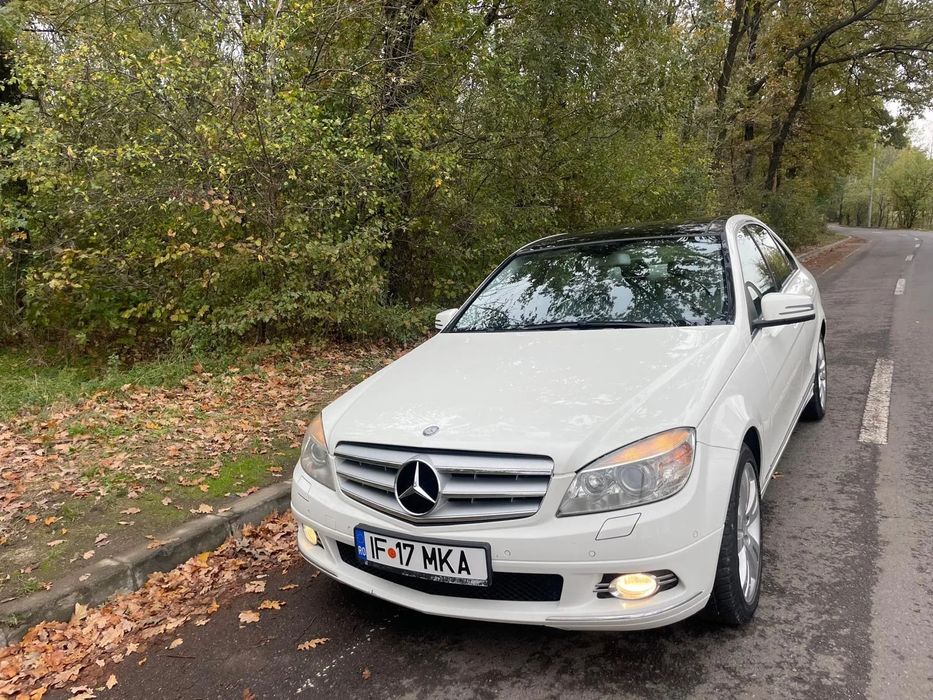 Mercedes-Benz C Mercedes-Benz C320 Avantgarde 4MATIC – 3.0 Diesel | 221 CP | 2009