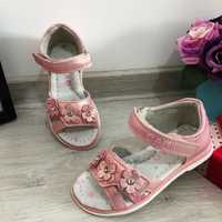 NOU Sandale roz cu floricele si bareta scai papuci pt fetite 26