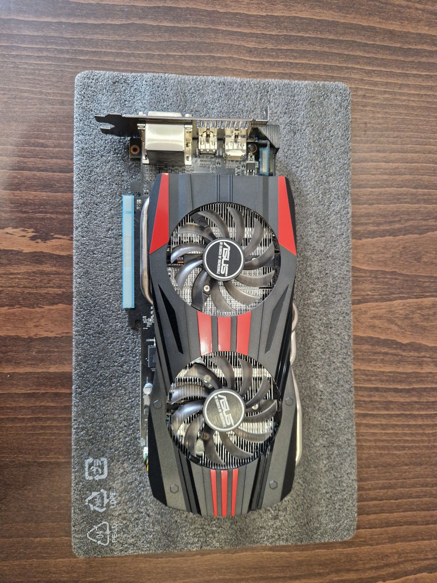 ASUS / Radeon R9 270x