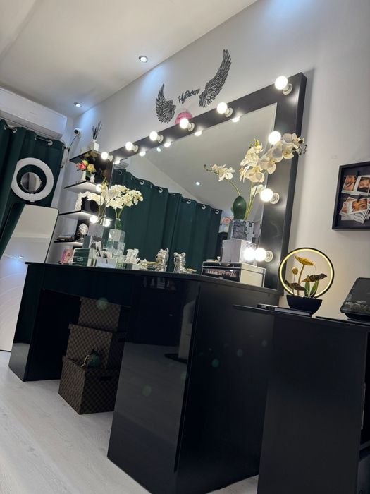 Închiriez camera pretabila pentru, extensii de gene ,manichiura.