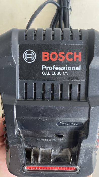 Incarcator Bosch GAL 1880 , 18 volti li-ion , profesional, Defect