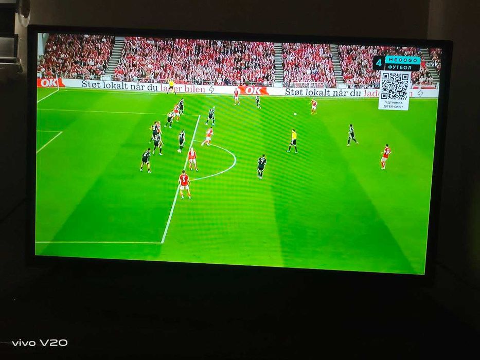 Телевизор LED 42" (107 см) LG 42LB551V черный (FHD, 1920x1080)