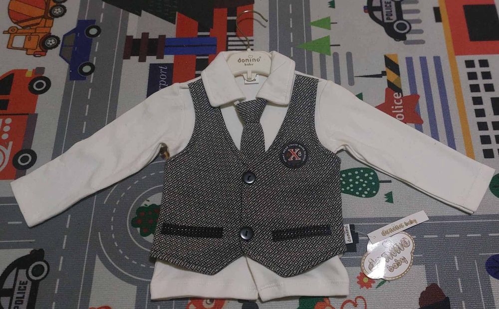 Vând Costumaș copil băiat