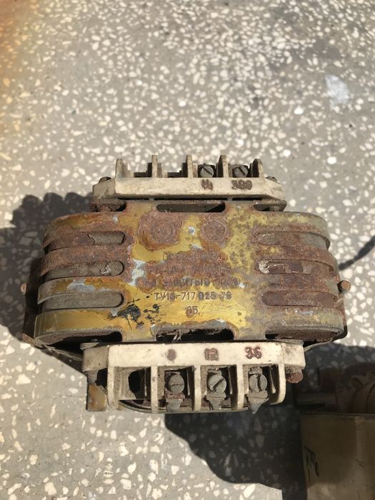 Трансформатори на 380 и 220 волта