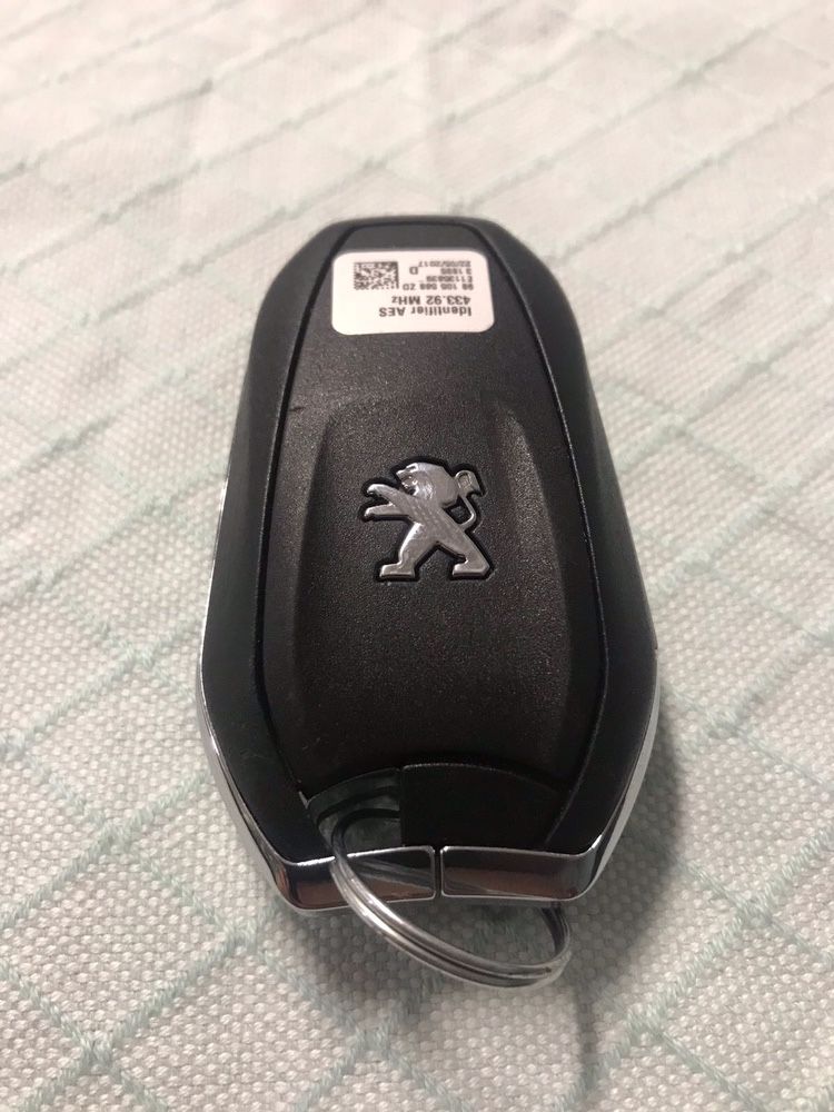 Peugeot Citroen 3 бутона OEM Оригинален смарт ключ 3 Keyless Go