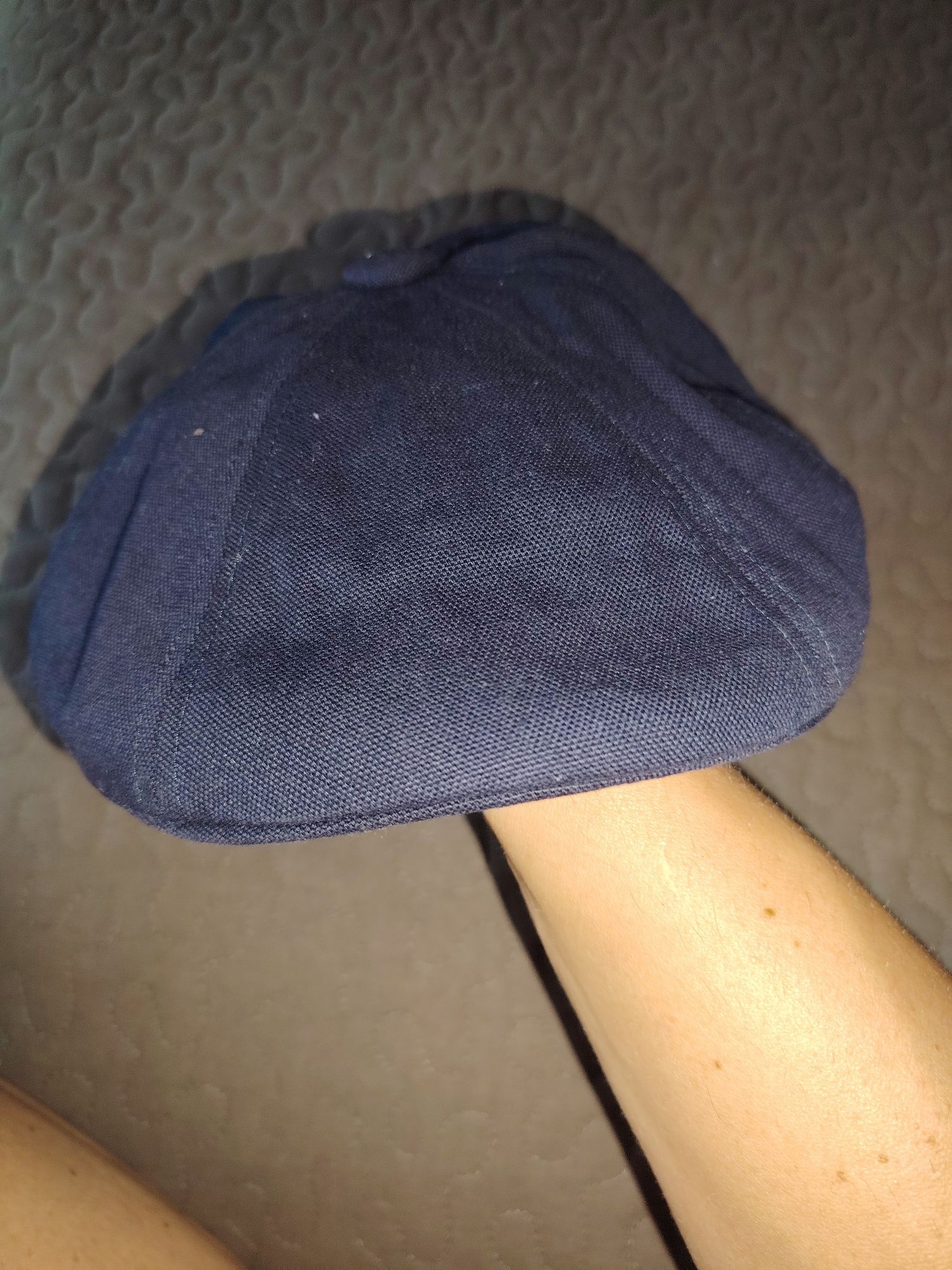 KANGOL чисто нов мъжки каскет