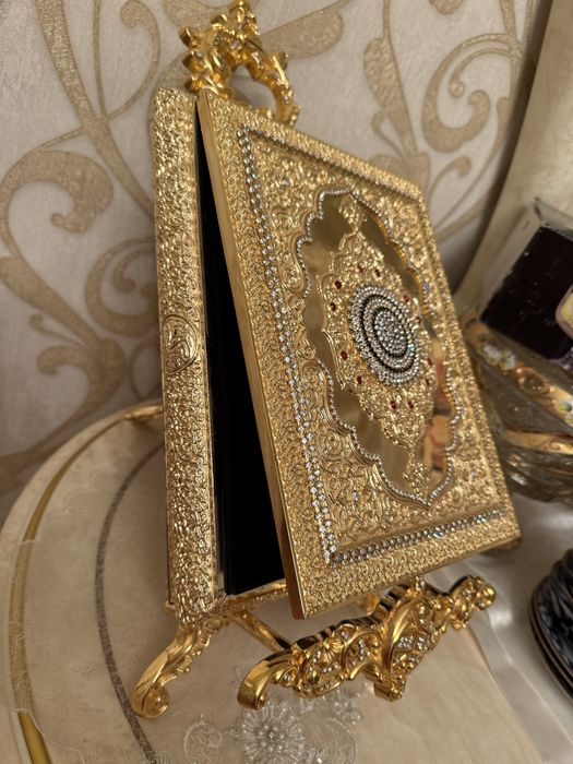 Куръон китоб учун шкатулка