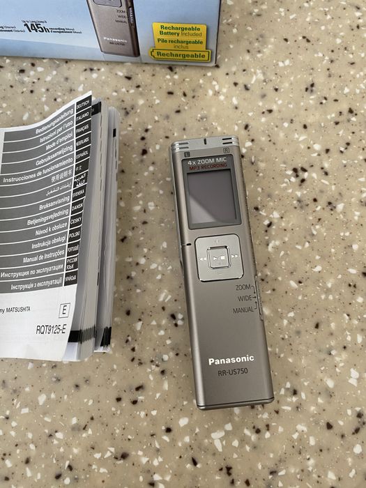 Мини диктофон Panasonic, новый
