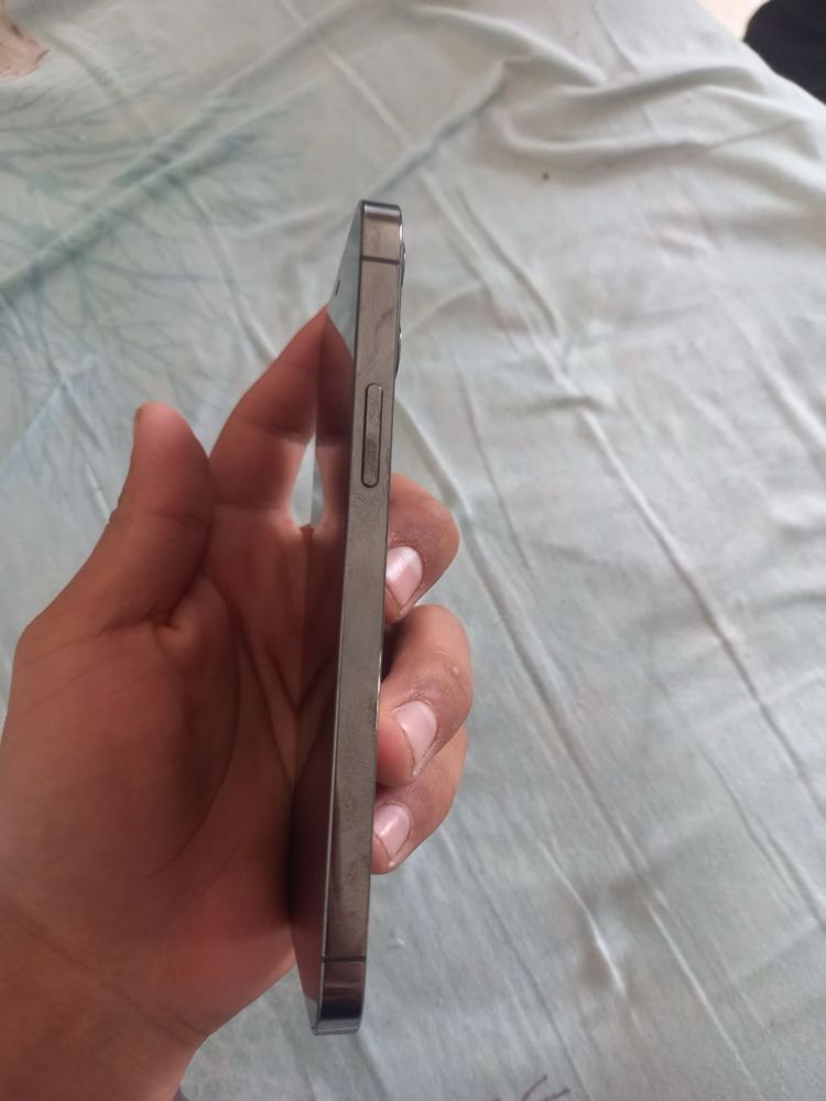 Iphone12 pro sotiladi