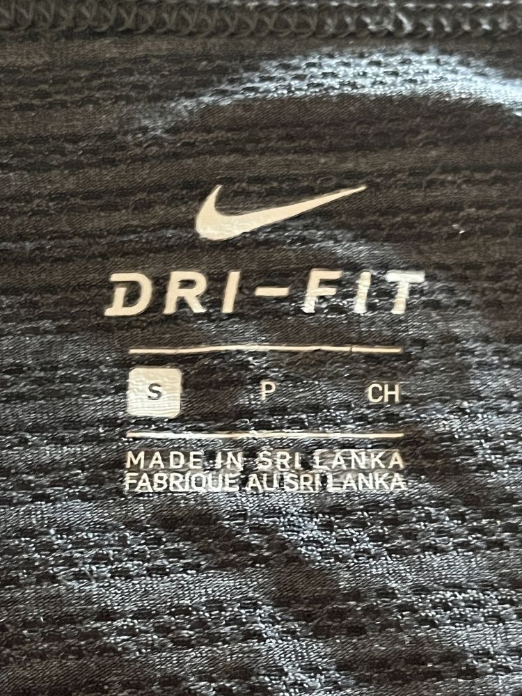 Оригинални дрехи Nike