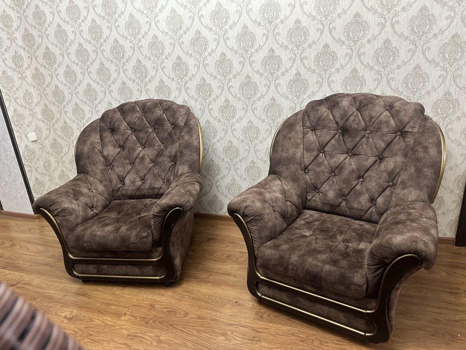Диван + 2 кресла