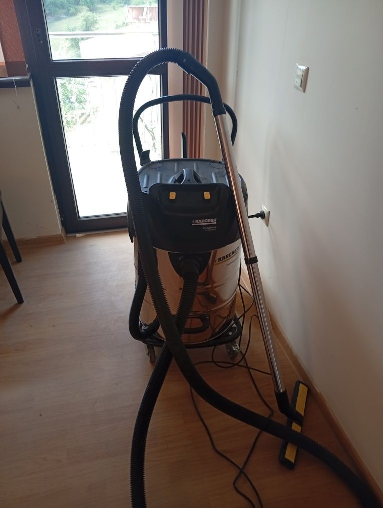 Прахосмукачка KARCHER NT 70/2 Me TC