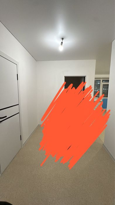 Продам Линолеум 20,000 тг 40 кв/м и плинтус.