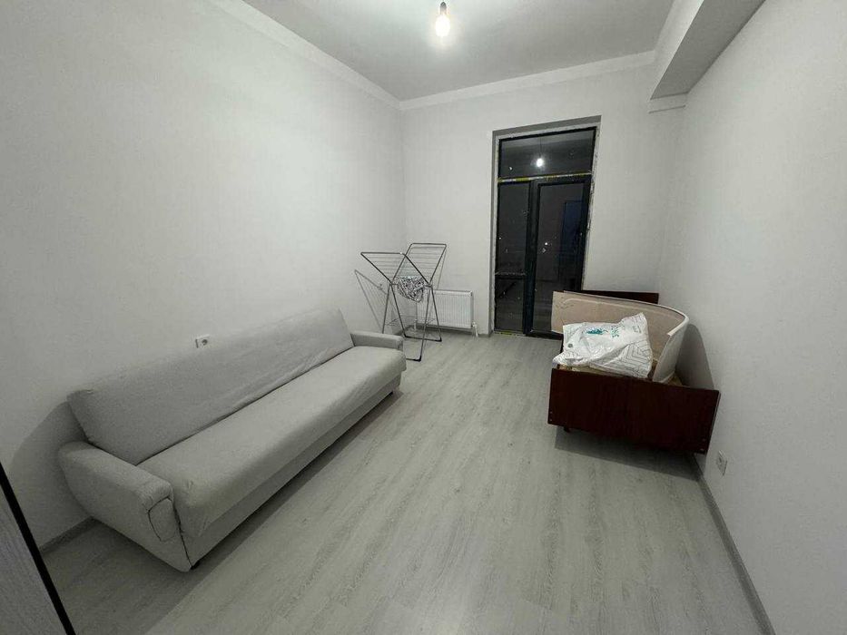 Kvartira sotiladi 2/8/10 60m2