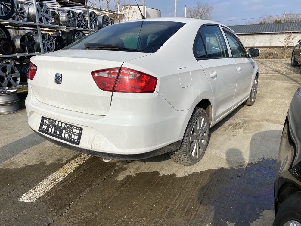 Capotă portbagaj Seat Toledo 2014