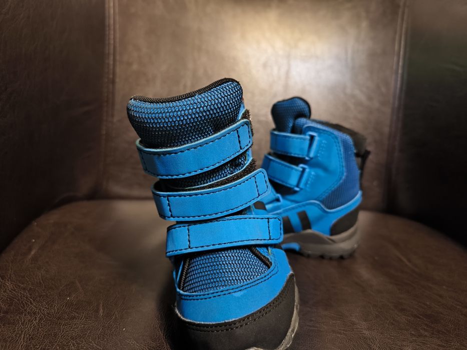 Ghetuțe Adidas copii